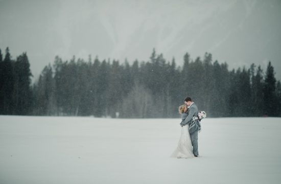 Winter-Wedding-in-Canmore
